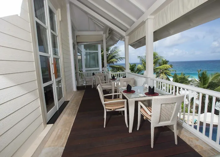 Banyan Tree Seychelles Resort 5*